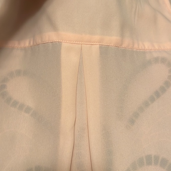 EUC Maurice’s light peach sheer tank top - Picture 11 of 12